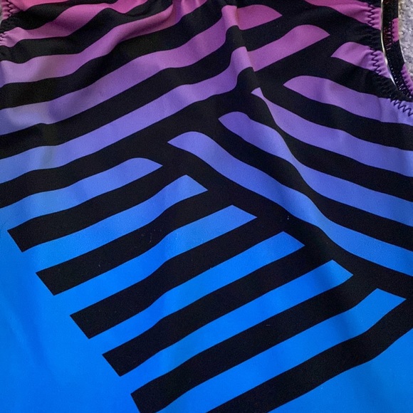 Alpha factor leotard - Picture 3 of 4